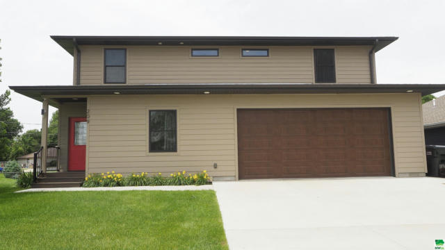 209 MERRILL AVE, NORTH SIOUX CITY, SD 57049 - Image 1