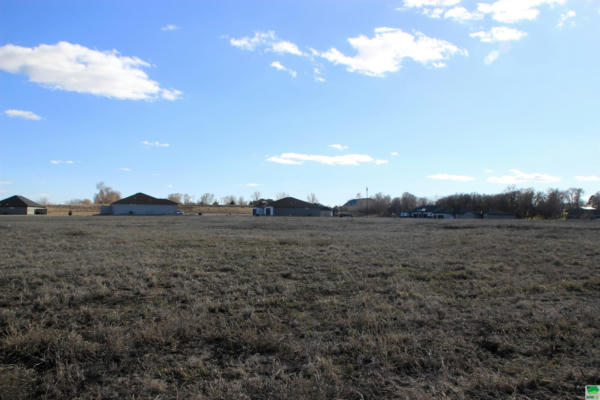 5208-10-12 SINGING HILLS BLVD, SIOUX CITY, IA 51106 - Image 1