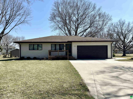 208 SPRUCE CT, ELK POINT, SD 57025 - Image 1