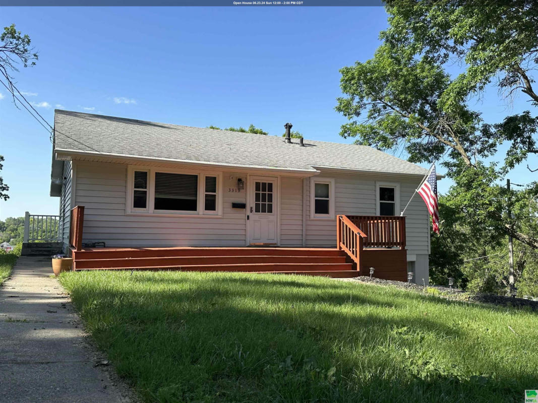 3319 DODGE AVE, SIOUX CITY, IA 51106, photo 1 of 28