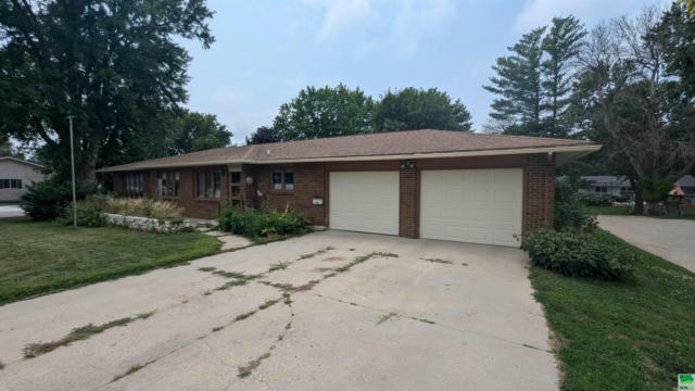 1165 S MAIN AVE, SIOUX CENTER, IA 51250 - Image 1
