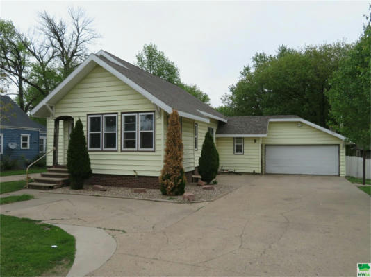 326 S MAIN AVE, SIOUX CENTER, IA 51250 - Image 1