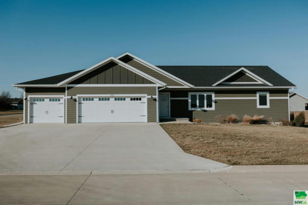 610 17TH ST, SIOUX CENTER, IA 51250 - Image 1