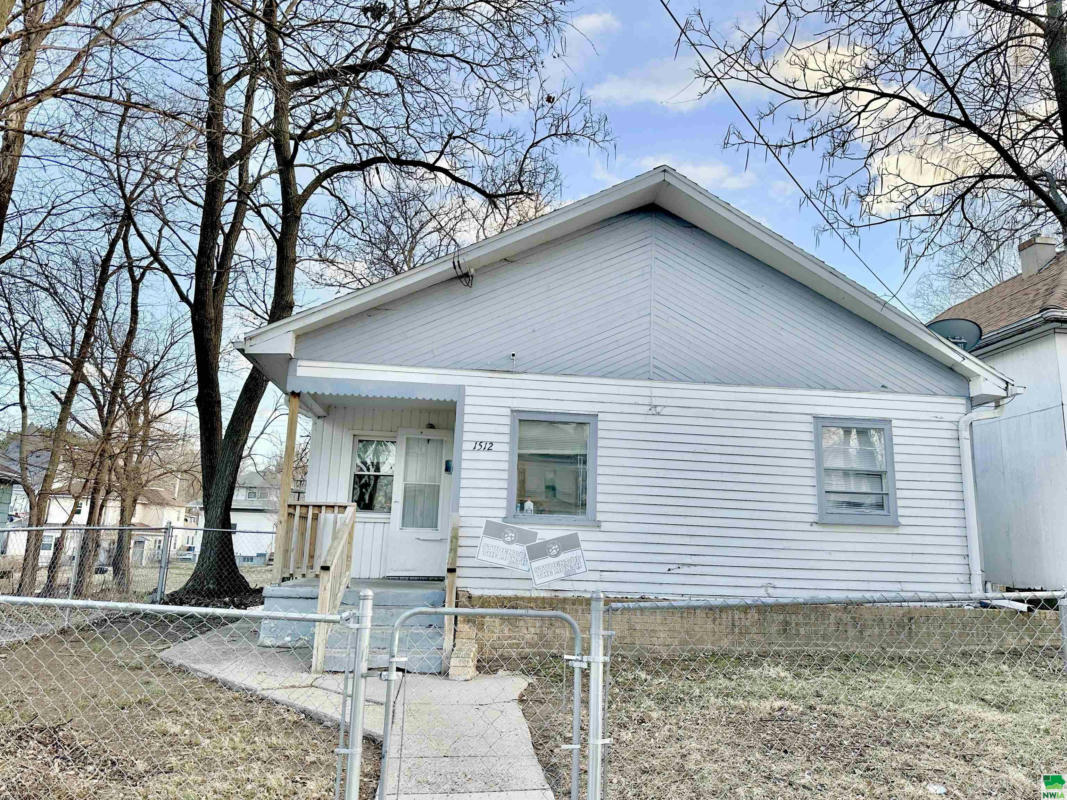 1512 W 14TH ST, SIOUX CITY, IA 51103, photo 1 of 6