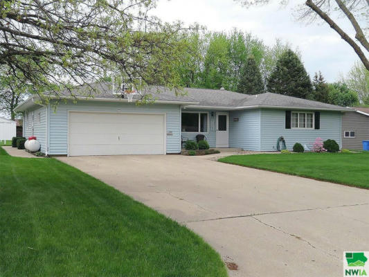 1224 2ND AVE SE, SIOUX CENTER, IA 51250 - Image 1