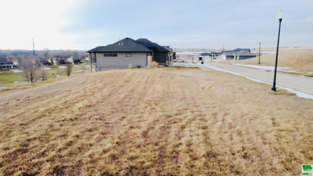6290 TIGER DR, SIOUX CITY, IA 51106, photo 3 of 6